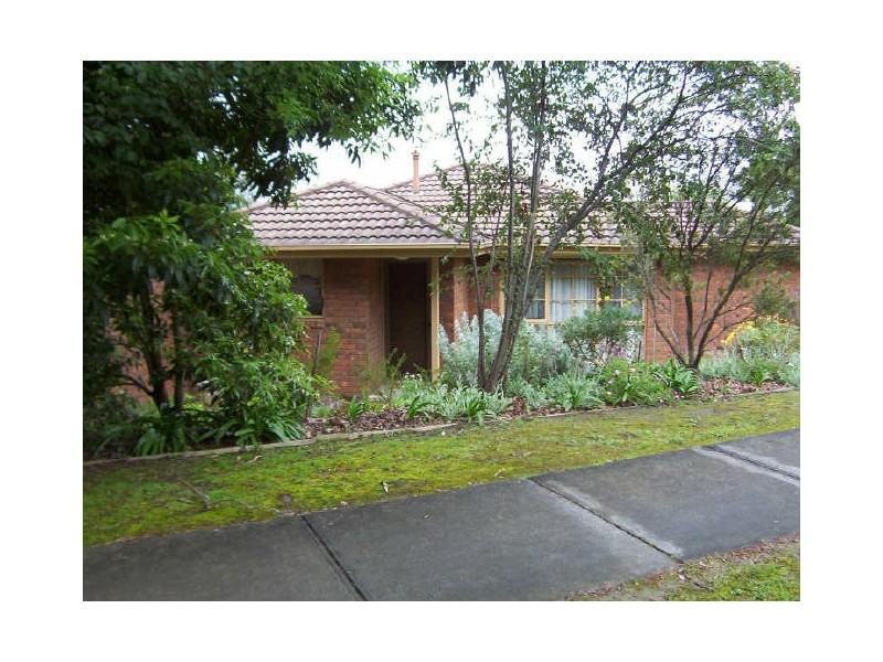 6/2 Starcross Avenue, Croydon VIC 3136