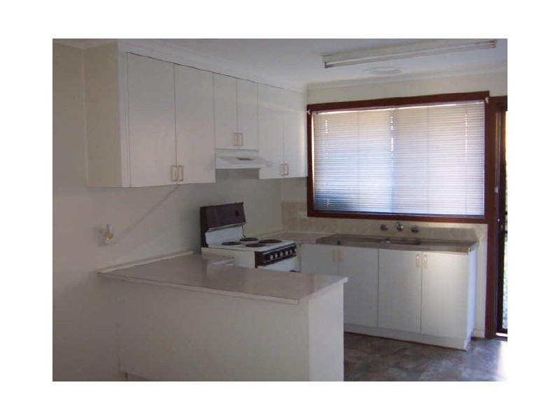 3/65 Hewish Road, Croydon VIC 3136