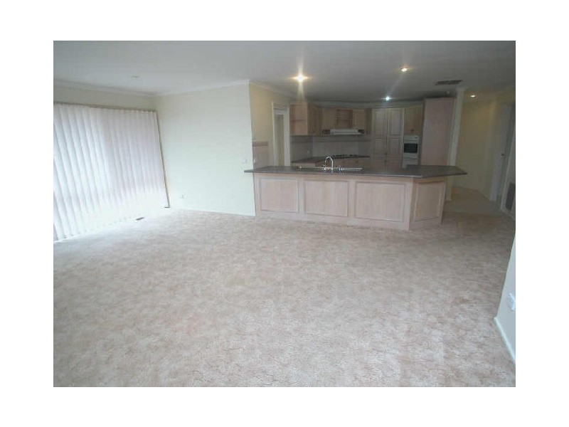 63 Nangathan Way, Croydon North VIC 3136