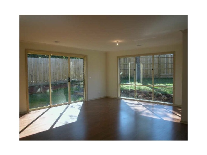 3/73 Lincoln Road, Croydon VIC 3136