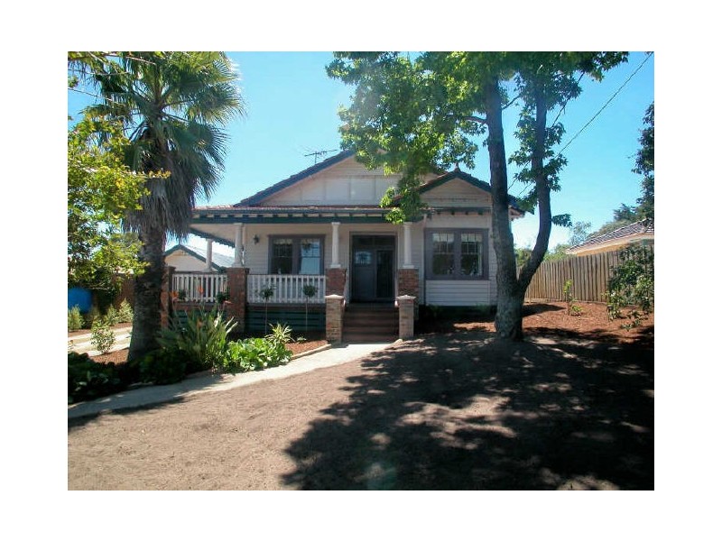 317 Mount Dandenong Road, Croydon VIC 3136