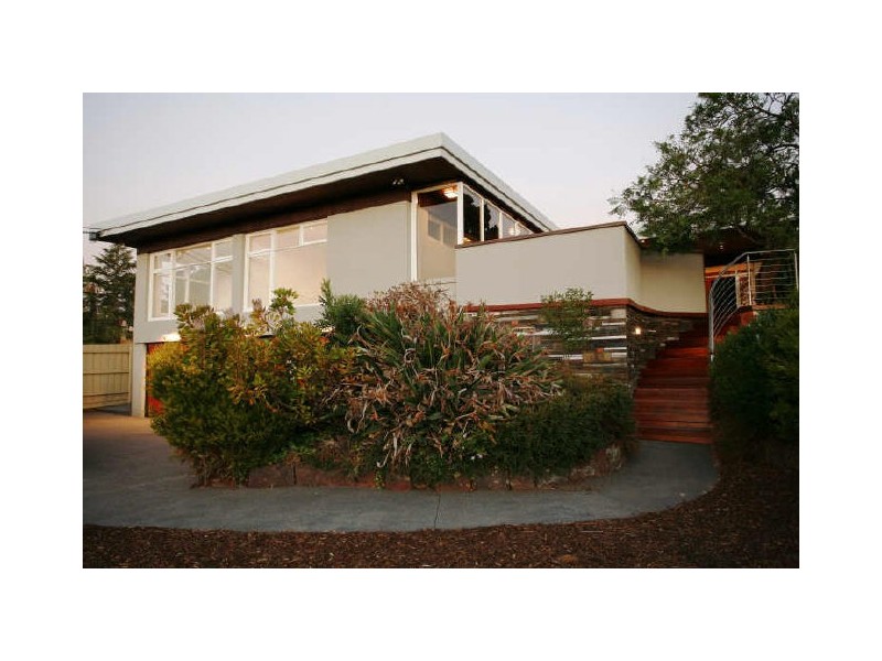 295 Dorset Road, Croydon VIC 3136