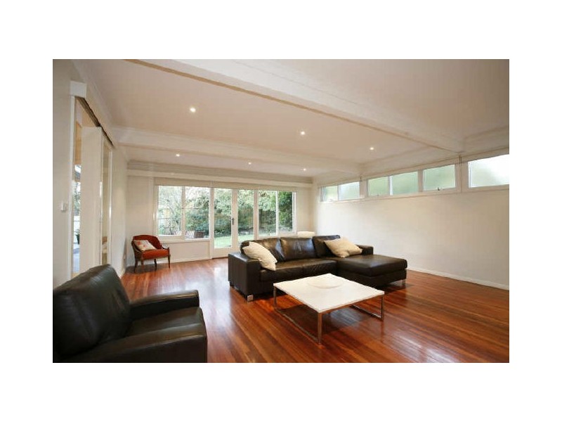 295 Dorset Road, Croydon VIC 3136