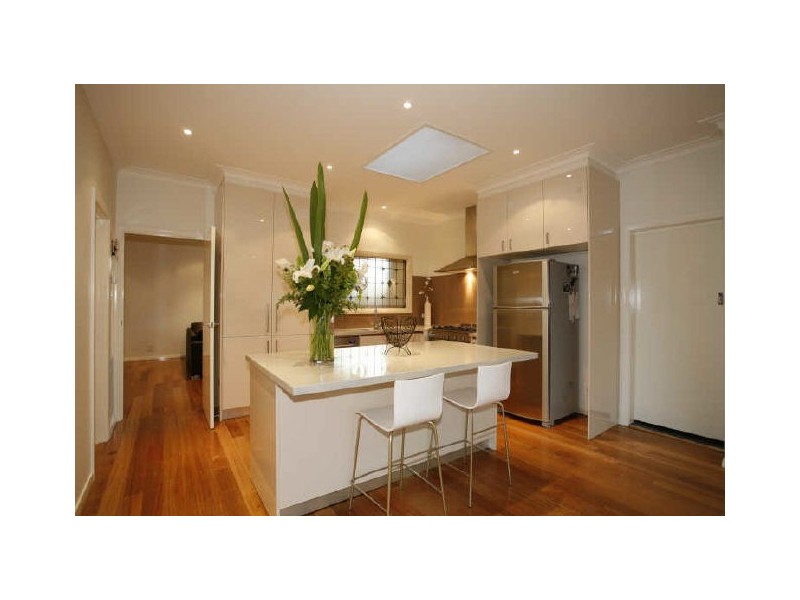 295 Dorset Road, Croydon VIC 3136