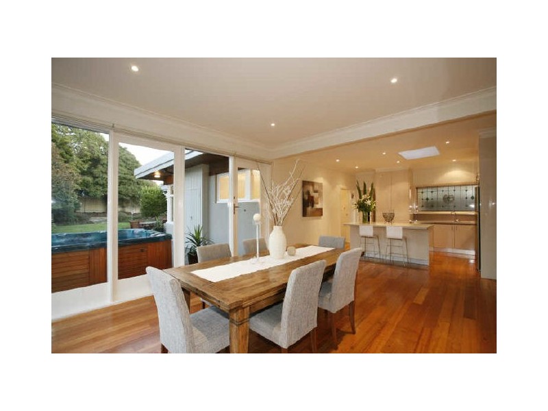 295 Dorset Road, Croydon VIC 3136