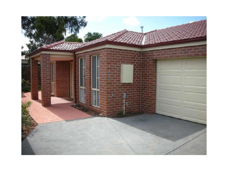 2/31 Beresford Road, Lilydale VIC 3140