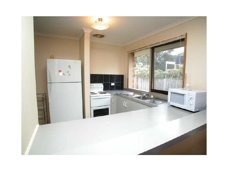 16 Ravenglass Court, Croydon Hills VIC 3136
