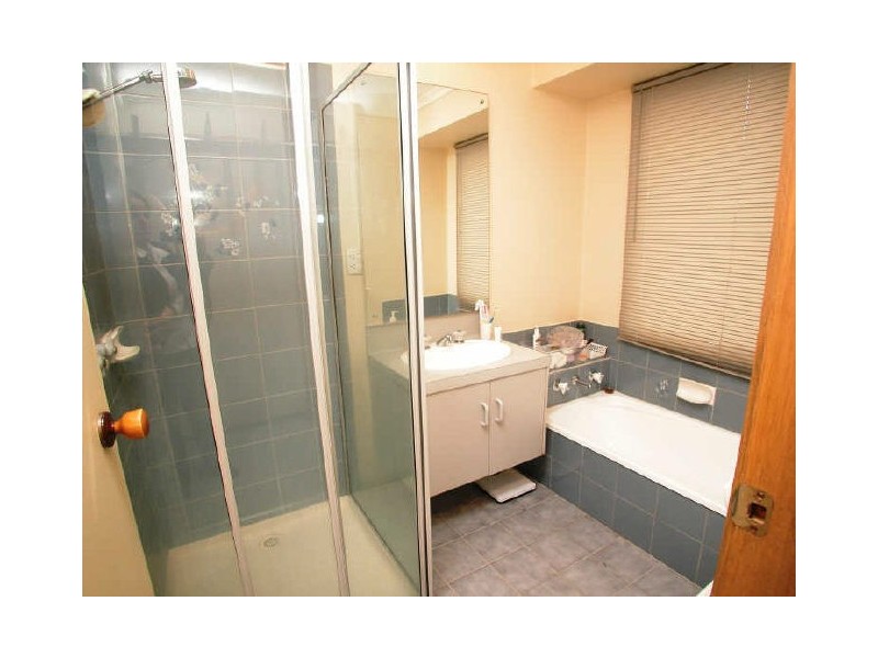 16 Ravenglass Court, Croydon Hills VIC 3136