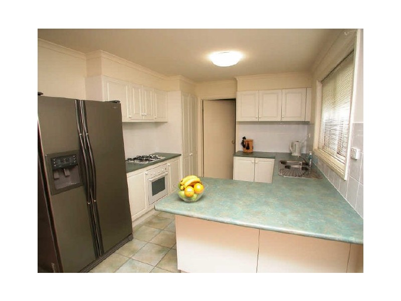 2/19 James Road, Croydon VIC 3136