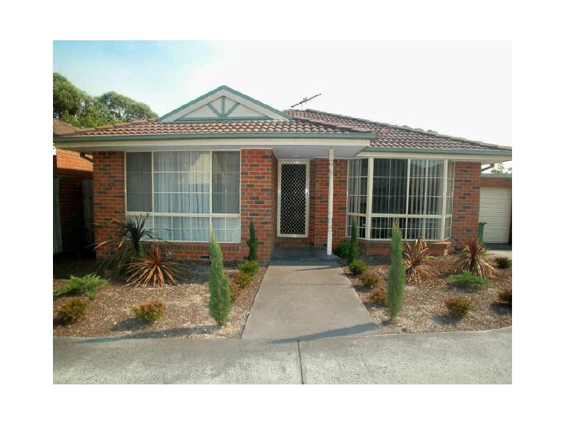 2/12 Karingal Street, Croydon North VIC 3136