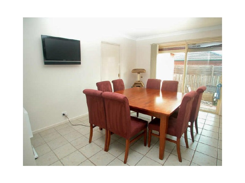 2/12 Karingal Street, Croydon North VIC 3136