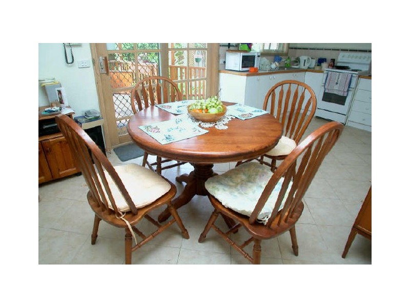 2/85 Mount View Parade, Croydon VIC 3136