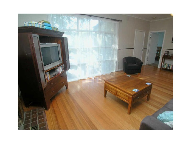 6 Rose Court, Croydon VIC 3136