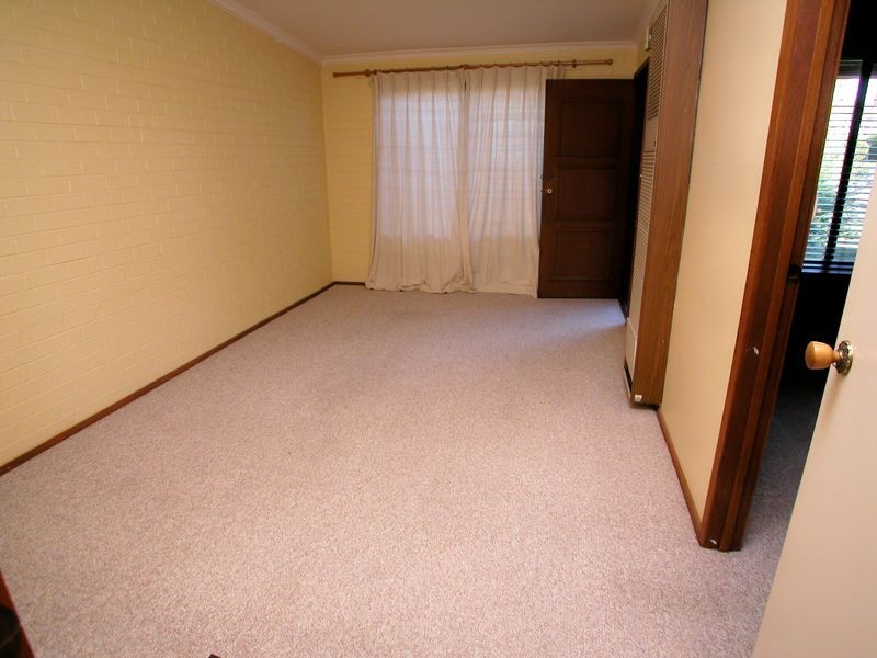 25 Faraday Road, Croydon South VIC 3136