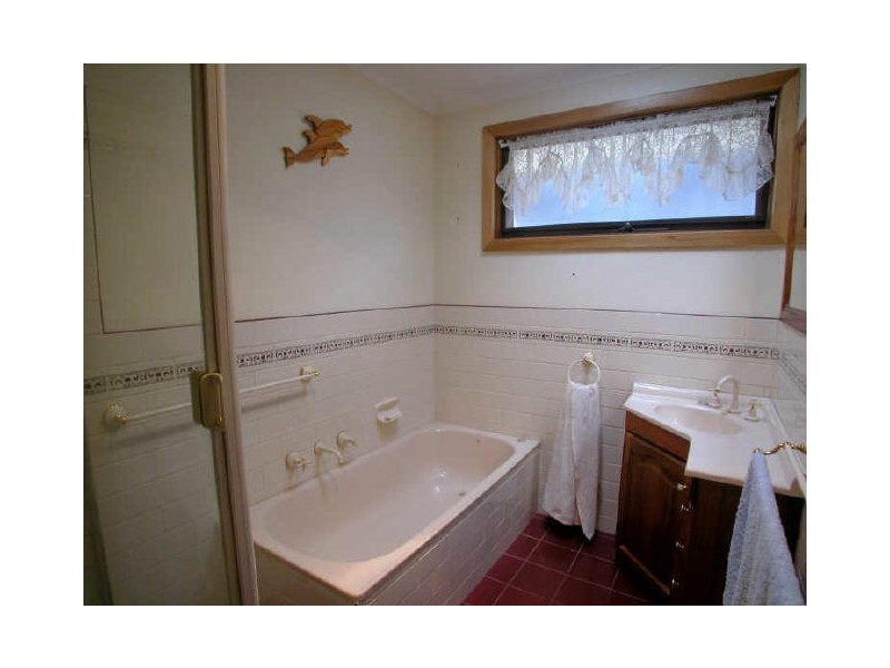 23 Wonthulong Drive, Bayswater North VIC 3153