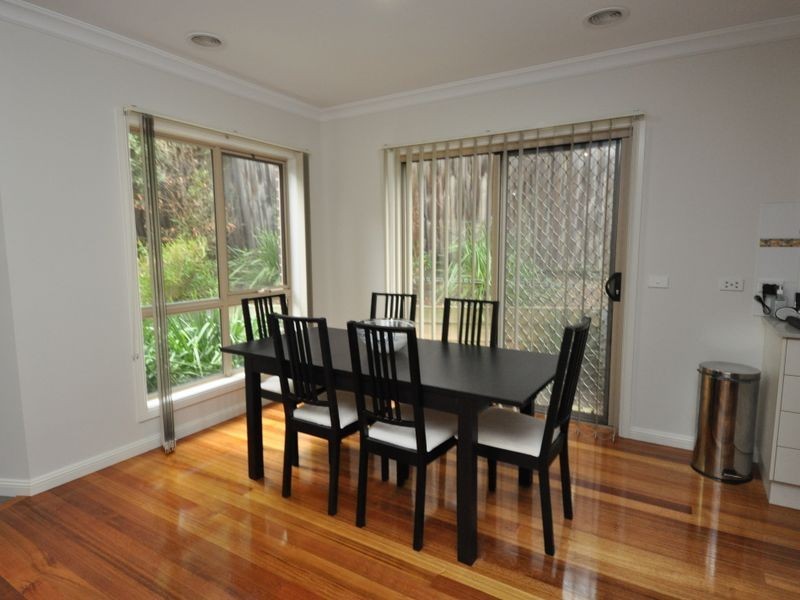 4/4-6 Cambridge Road, Mooroolbark VIC 3138