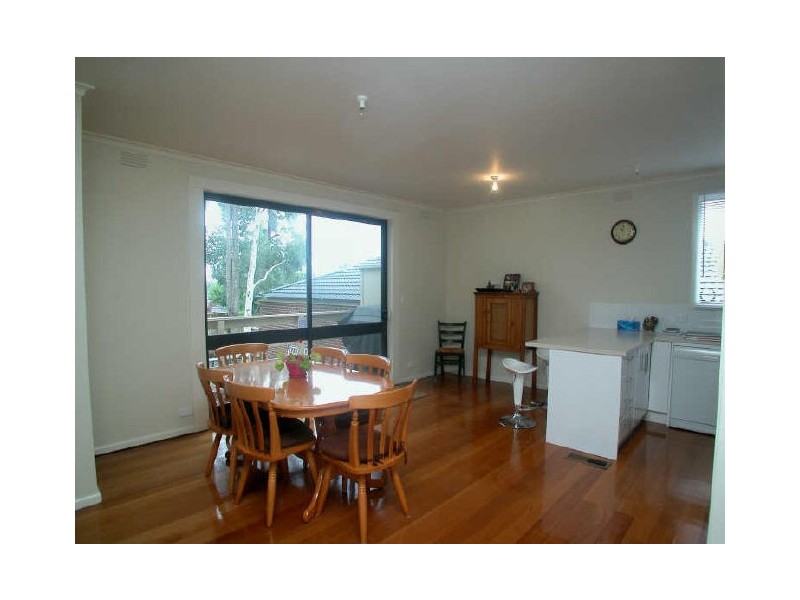 117 Manchester Road, Mooroolbark VIC 3138