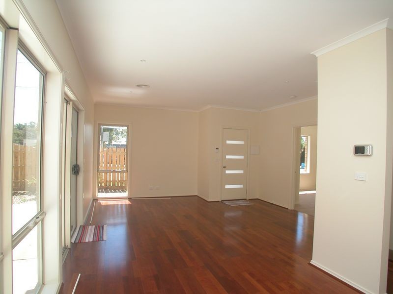 1/196 Hull Road, Mooroolbark VIC 3138