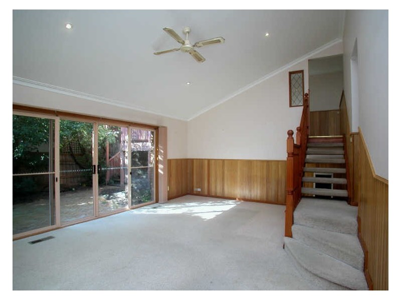 11 Somerset Crescent, Croydon VIC 3136