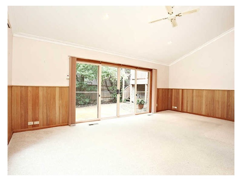 11 Somerset Crescent, Croydon VIC 3136
