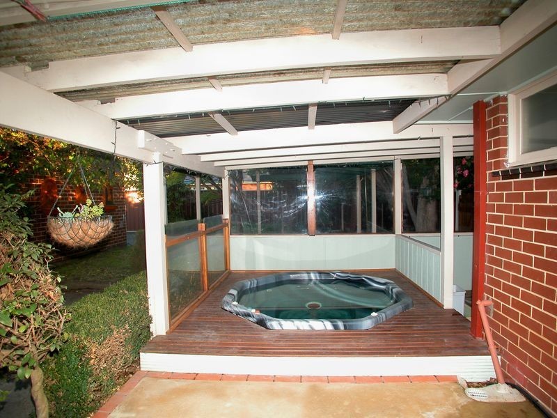 53 Cherylnne Crescent, Kilsyth VIC 3137