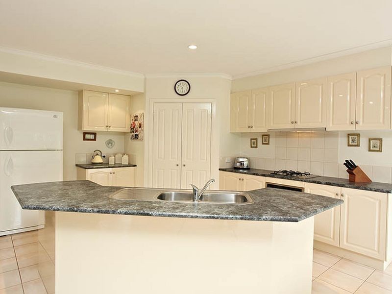 13 Vittorio Court, Lilydale VIC 3140