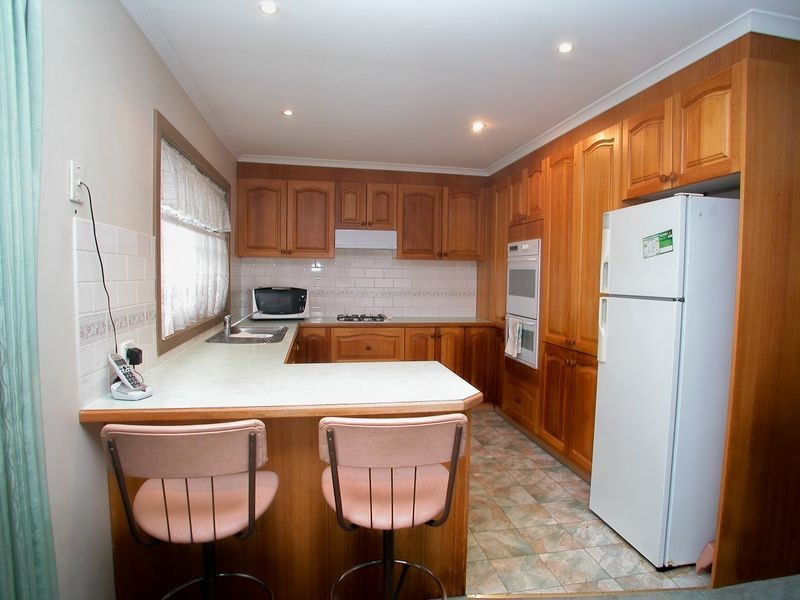 2/37A Exeter Road, Croydon North VIC 3136