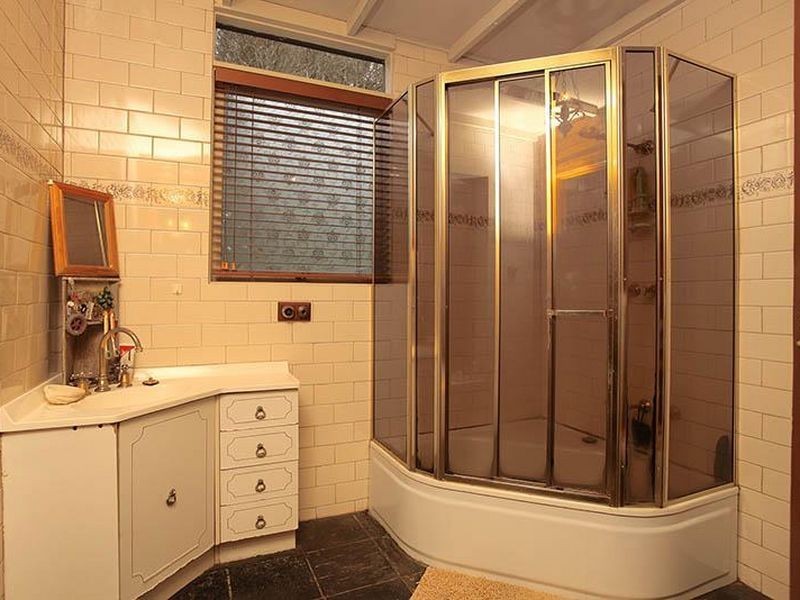 947 Mount Dandenong Tourist Road, Montrose VIC 3765