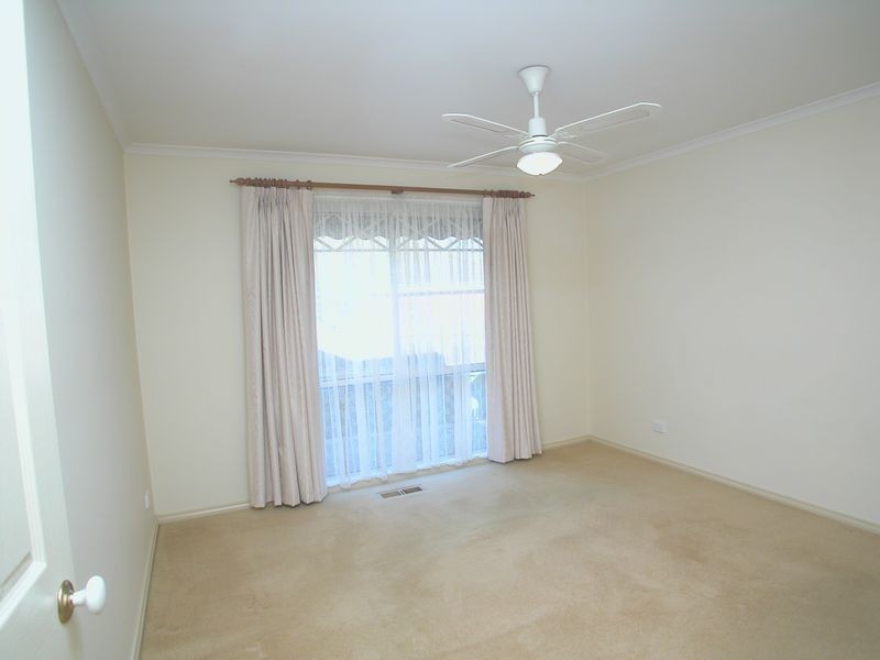 2/21 Kitchener Road, Croydon VIC 3136