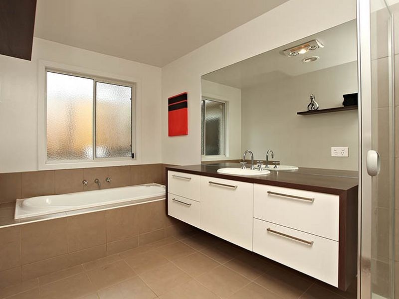 8 Richards Road, Montrose VIC 3765