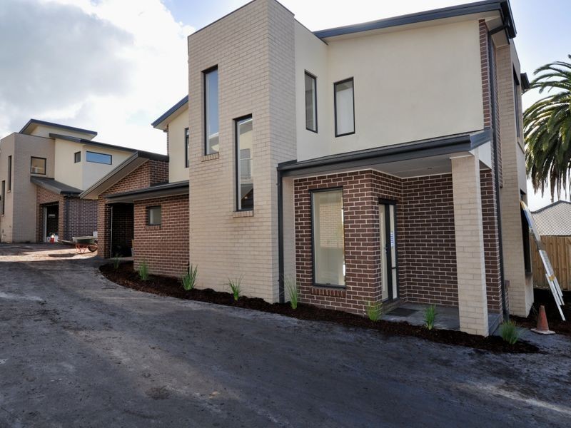 8/11 Maroondah Highway, Lilydale VIC 3140