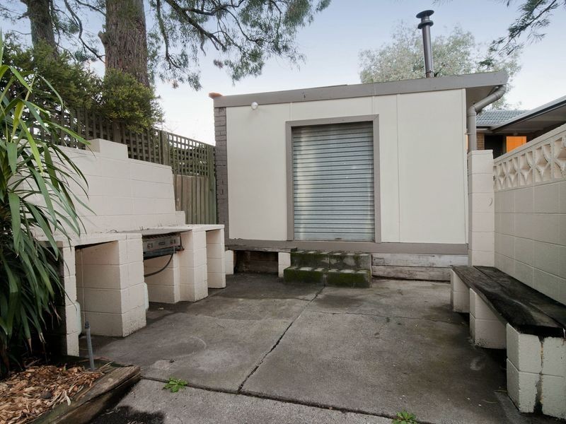 13 Taronga Crescent, Croydon VIC 3136