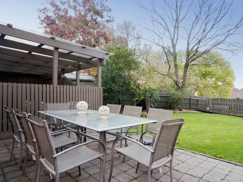 13 Taronga Crescent, Croydon VIC 3136