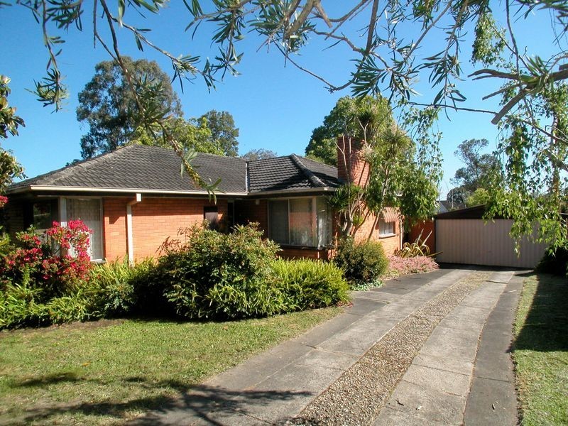 16 Stephen Crescent, Croydon VIC 3136