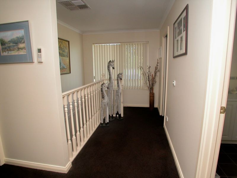 2/392 Dorset Road, Croydon VIC 3136