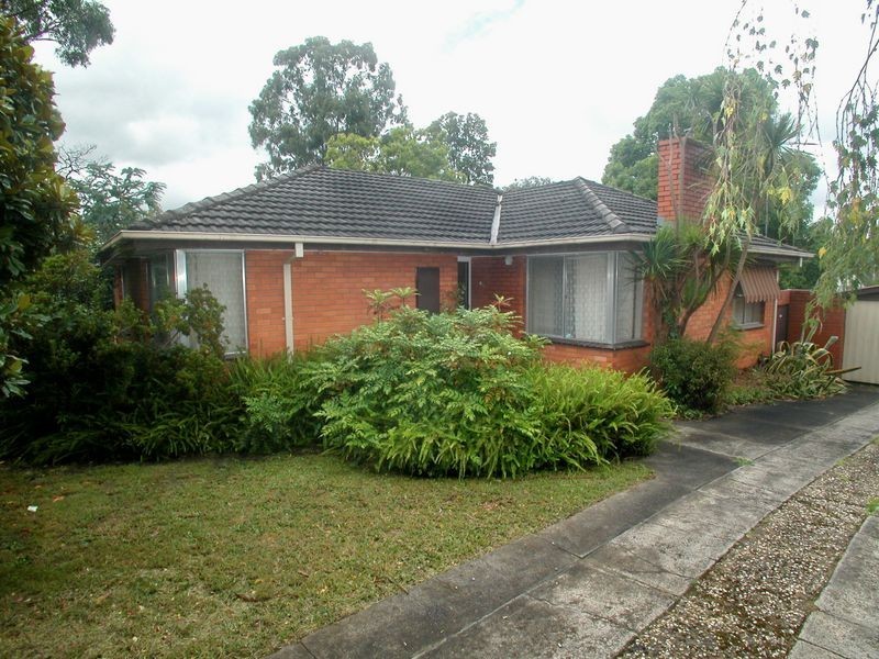 16 Stephen Crescent, Croydon VIC 3136