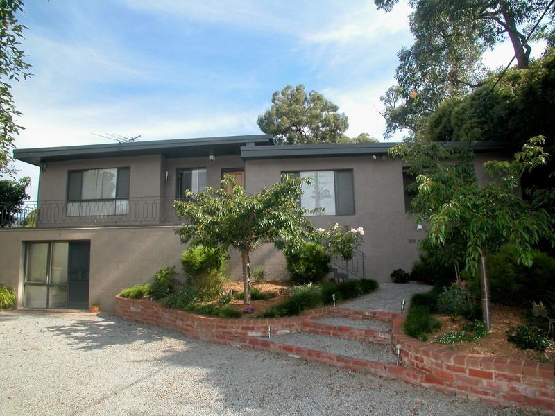 88 Lomond Avenue, Kilsyth VIC 3137