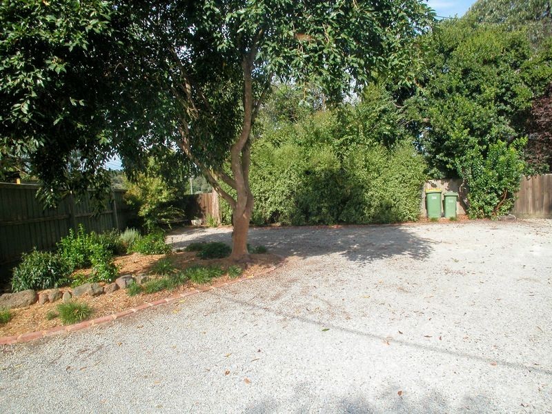 88 Lomond Avenue, Kilsyth VIC 3137