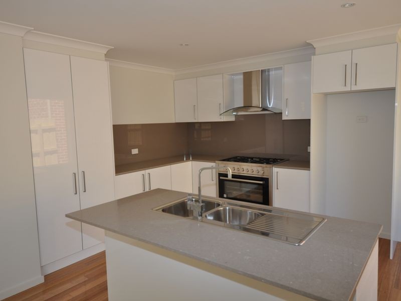 412 Dorset Road, Croydon VIC 3136