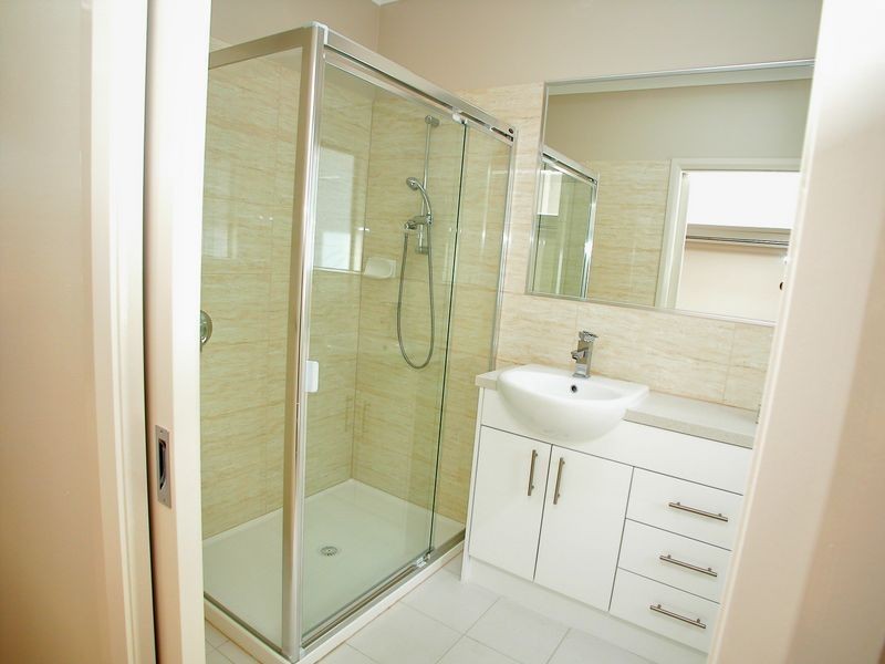 2/22 Finch Street, Notting Hill VIC 3168