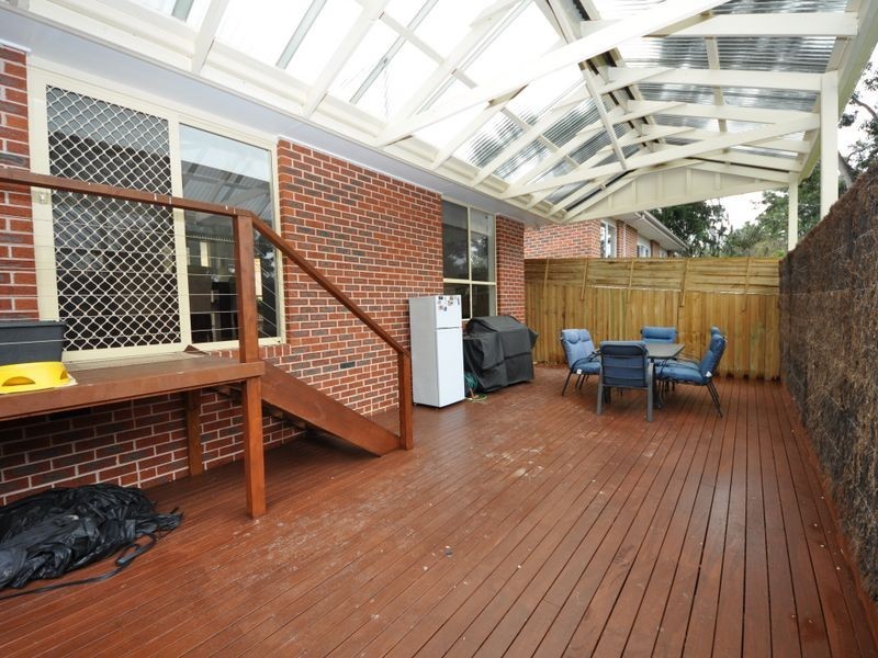 2/323 Hull Road, Mooroolbark VIC 3138