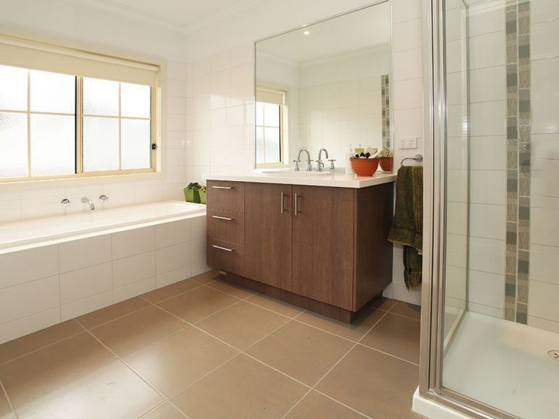 85 Larbert Road, Mooroolbark VIC 3138