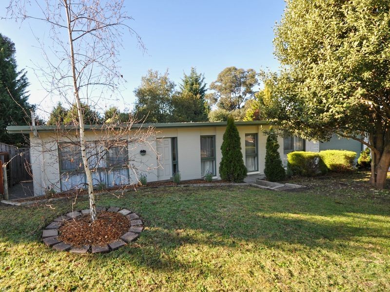 22 Cheviot Avenue, Coldstream VIC 3770
