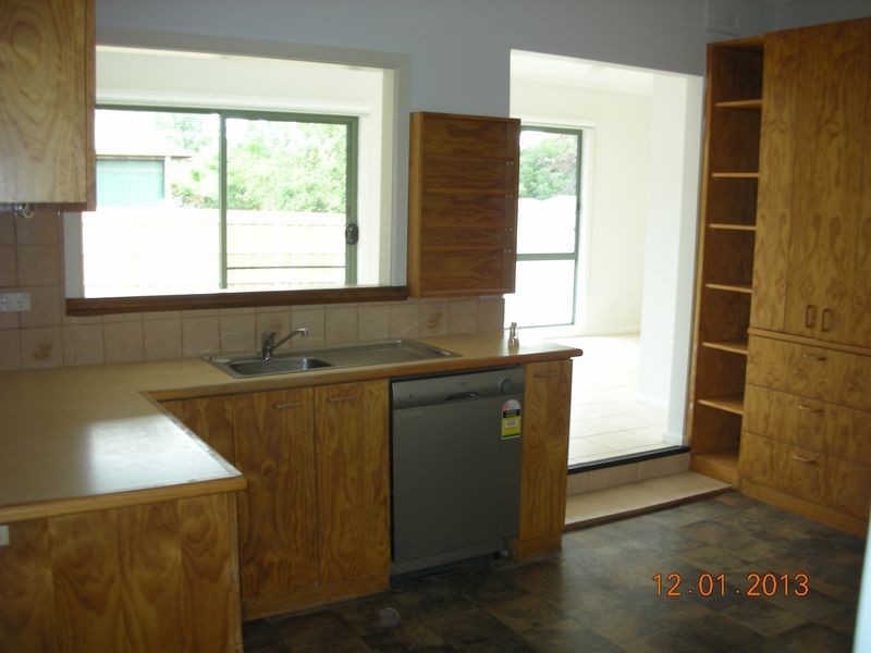 10 Mimosa Avenue, Kilsyth VIC 3137