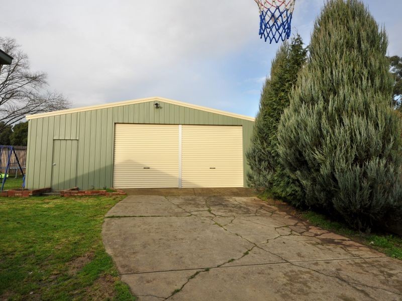 30 Mountfield Road, Kilsyth VIC 3137
