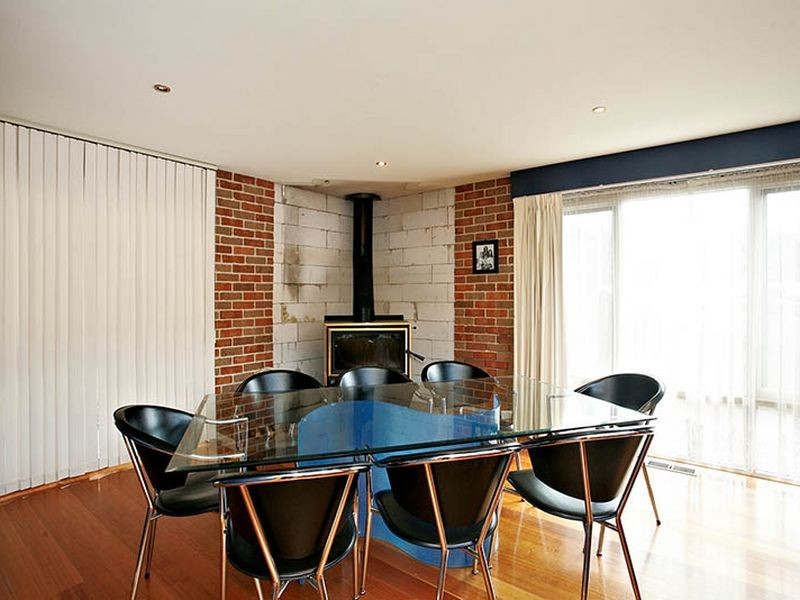 13 Debbie Place, Ringwood North VIC 3134