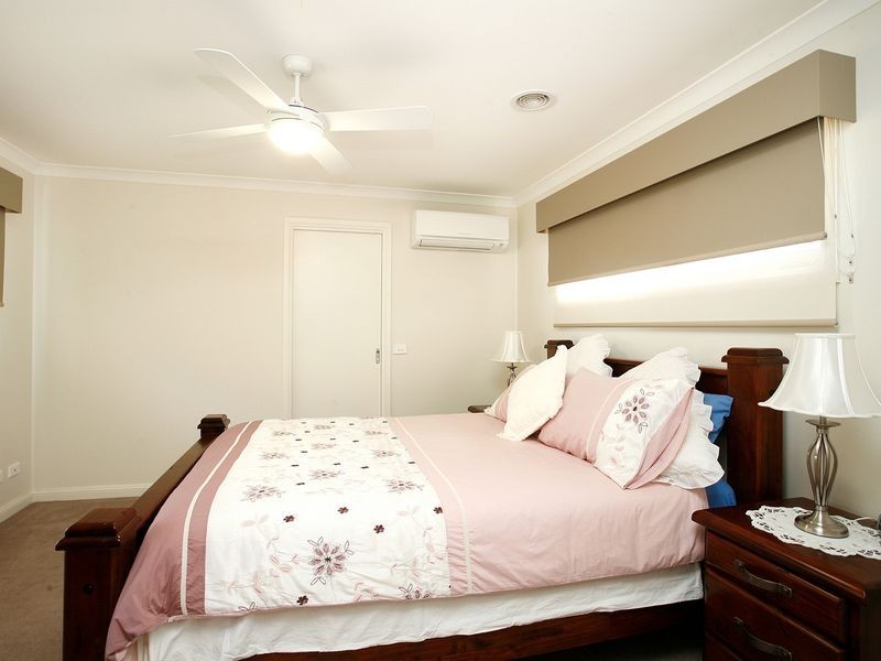 8/4-6 Cambridge Road, Mooroolbark VIC 3138