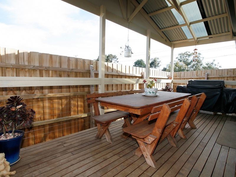 8/4-6 Cambridge Road, Mooroolbark VIC 3138