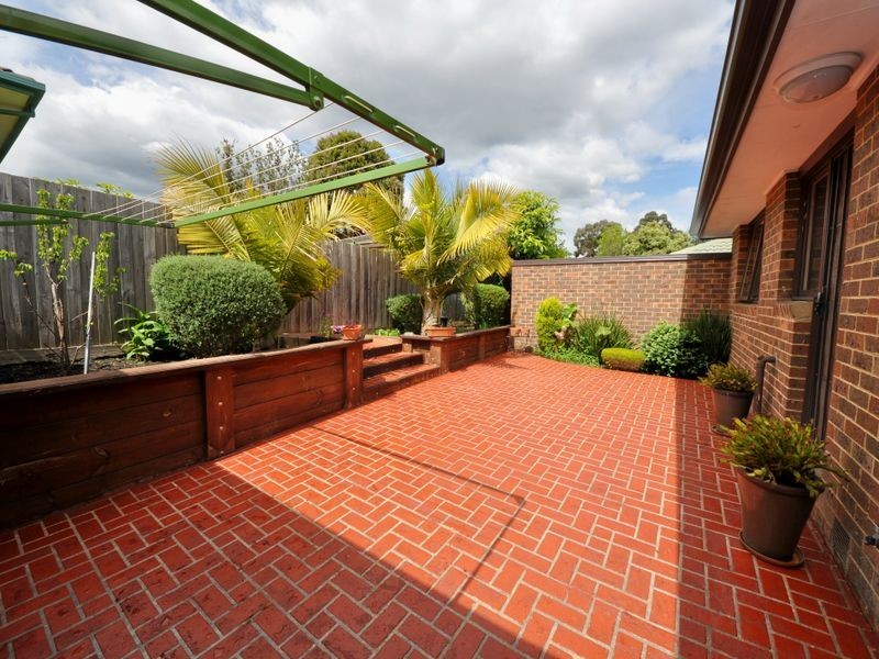 2/72 Sherlock Road, Croydon VIC 3136