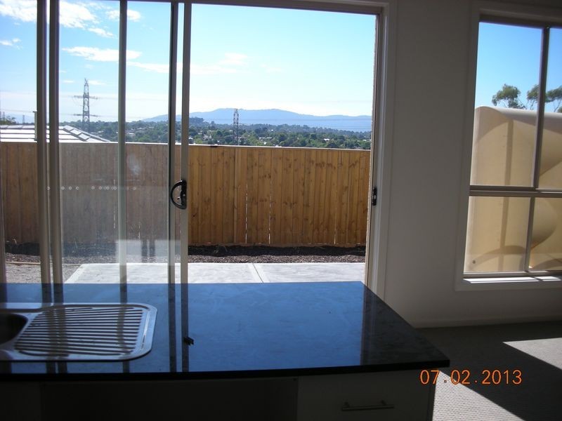 27/12 Irvine Street, Mitcham VIC 3132